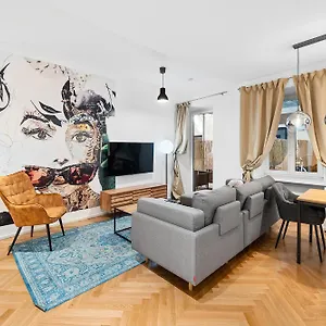 Apartament Chic Residences #suite 4