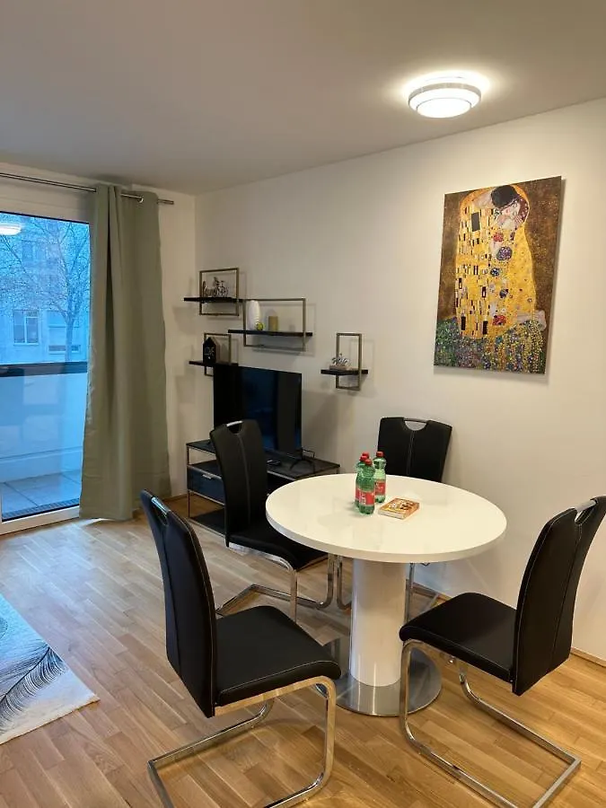 Amazing City Center Apartment Vienna